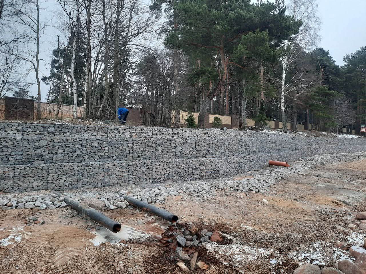 Многоредово укрепване